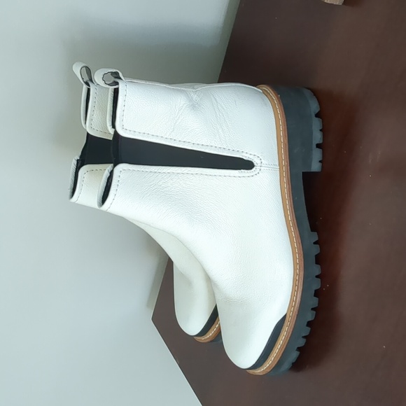 Marc Fisher LTD White Ankle Lug Sole Boots with Black Accents - Picture 3 of 6